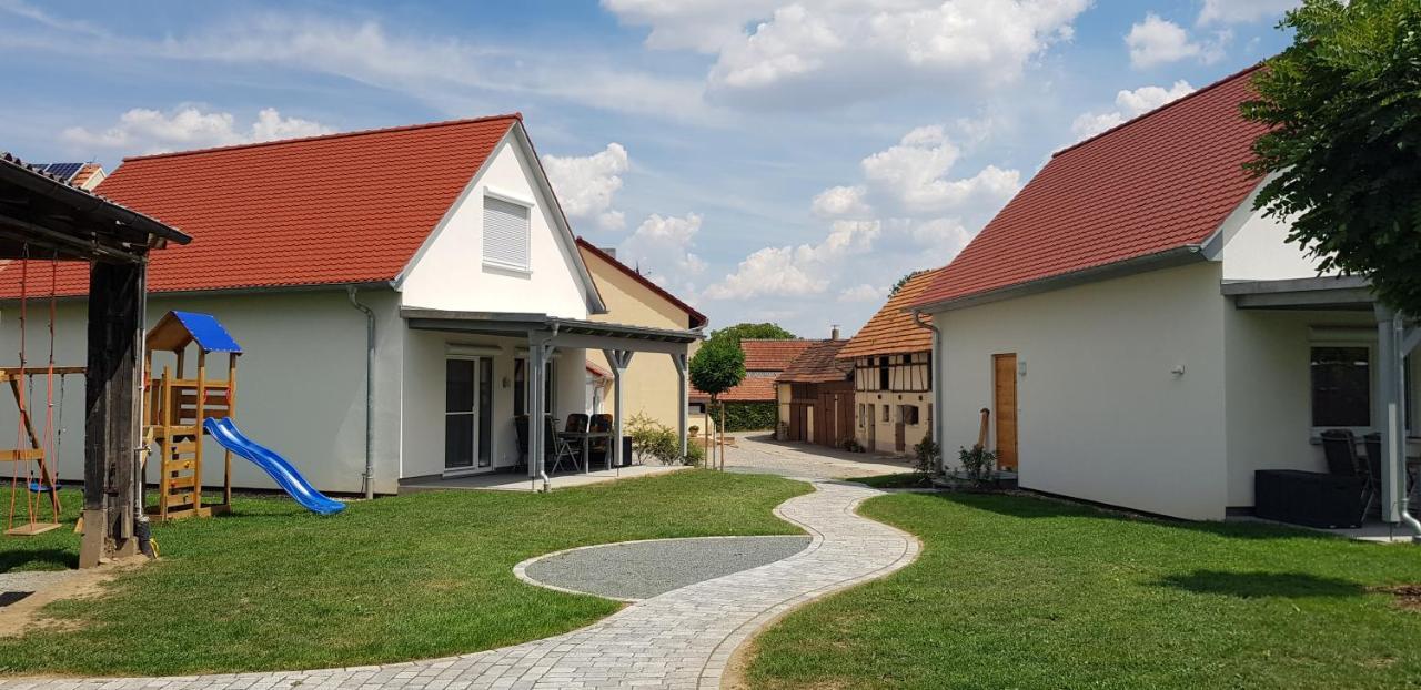Ferienhaeuser May Weigenheim المظهر الخارجي الصورة